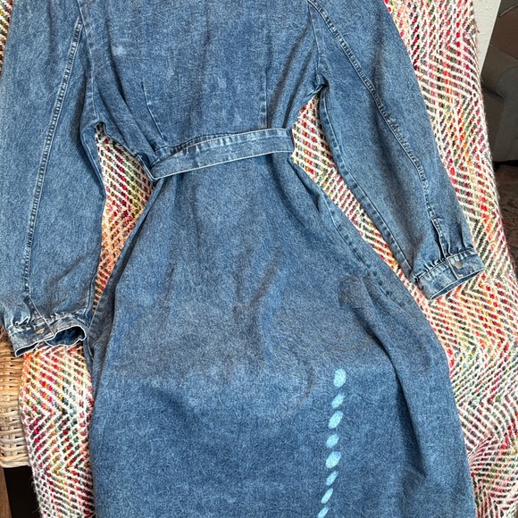 Acid Washed Denim Button-Up Midi Dress with Belt - XL - Picture 7 of 15